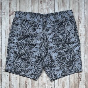 Legend Men's Floral Patterned Cotton Bermuda Shorts sz 34 Gray Blue Black